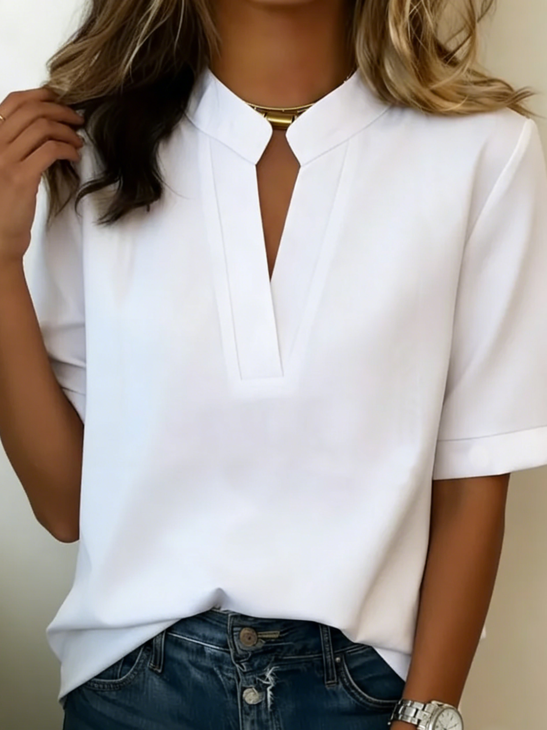 Louvine | Blouse élégante au col raffiné – Modèle 2